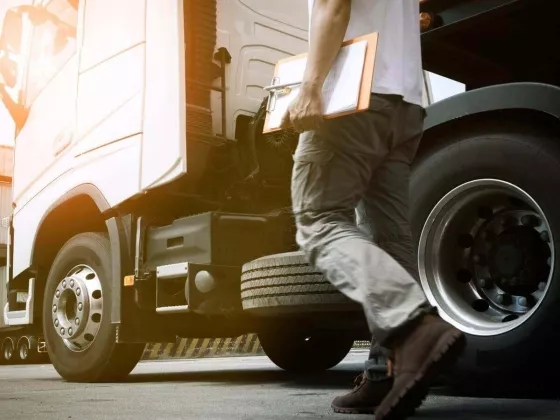 Top strategies for retaining truck drivers in 2023